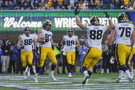 rutgers vs iowa prediction|College football picks, Week 11: Rutgers vs. Iowa prediction, odds .